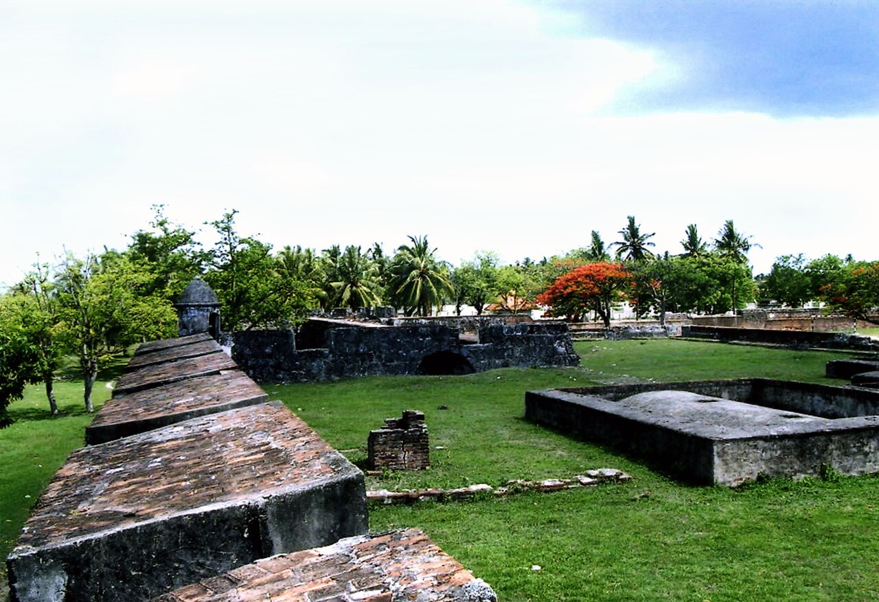 Reruntuhan Benteng Speelwijk di kawasan Banten Lama