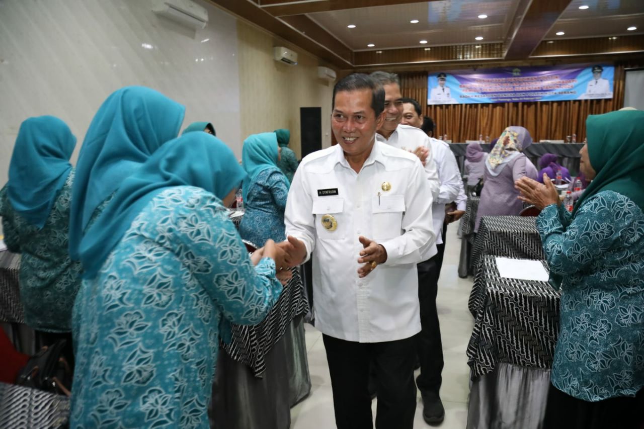 Kesbangpol Kota Serang Selenggarakan Sosialisasi Pendidikan Politik Bagi Perempuan