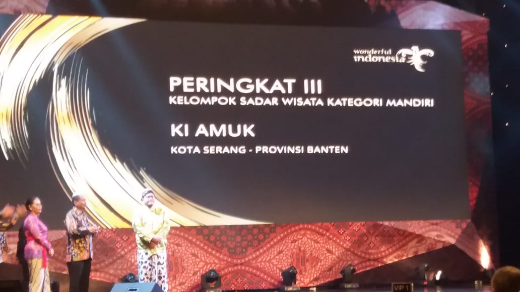 Kelompok Sadar Wisata Ki Amuk Kecamatan Kasemen Kota Serang mendapatkan peringkat 3 Kategori Mandiri dari Kementerian Pariwisata RI Kamis 26 September 2019 di Ritz Carlton Palace