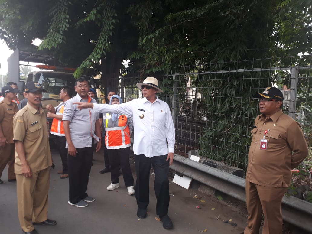 Gubernur dan Pj.Walikota Tinjau Rencana Pelebaran Jalan