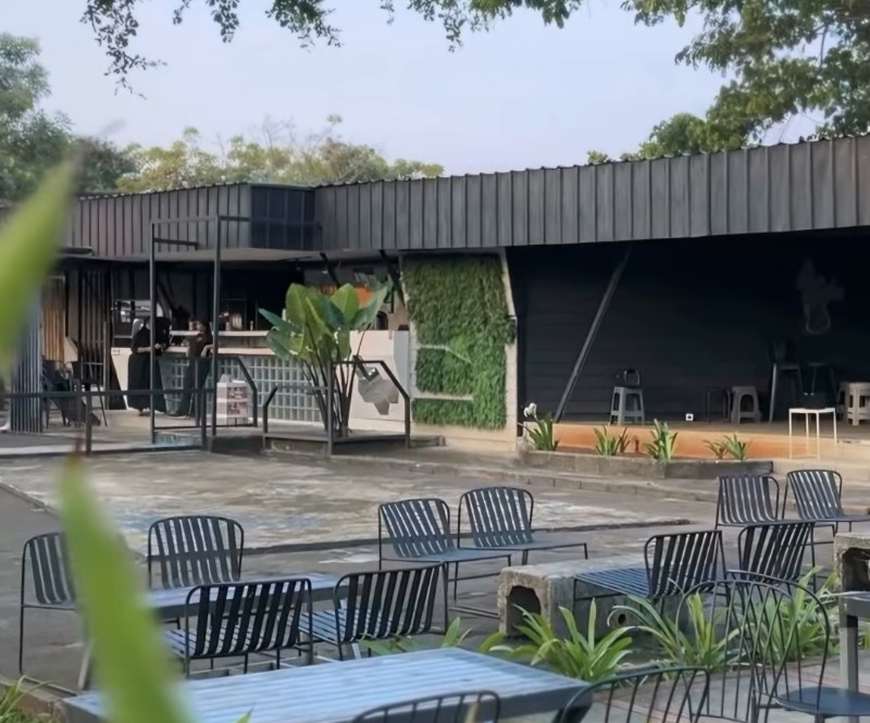 Cafe Kebon Cau, Cita Rasa Alam dan Modern di Tengah Kota Serang Yuk Mampir