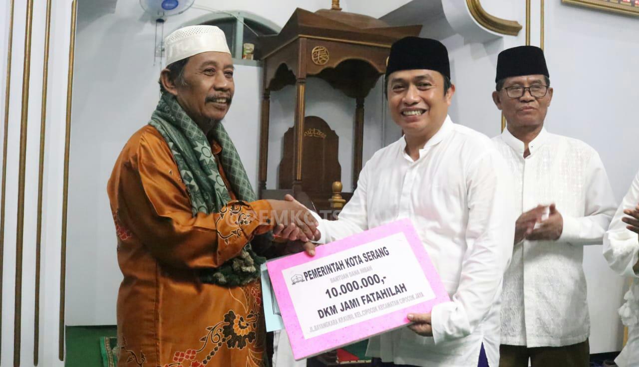 Tarawih Berkunjung di Masjid Jami Fatahilah Kecamatn Cipocok Jaya