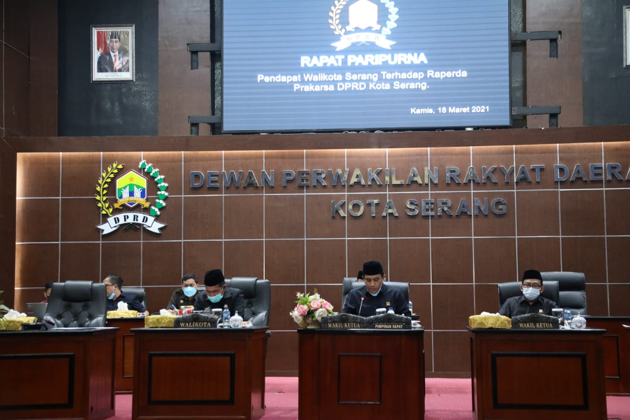 Walikota Beri Penjelasan Raperda Usul DPRD Kota Serang