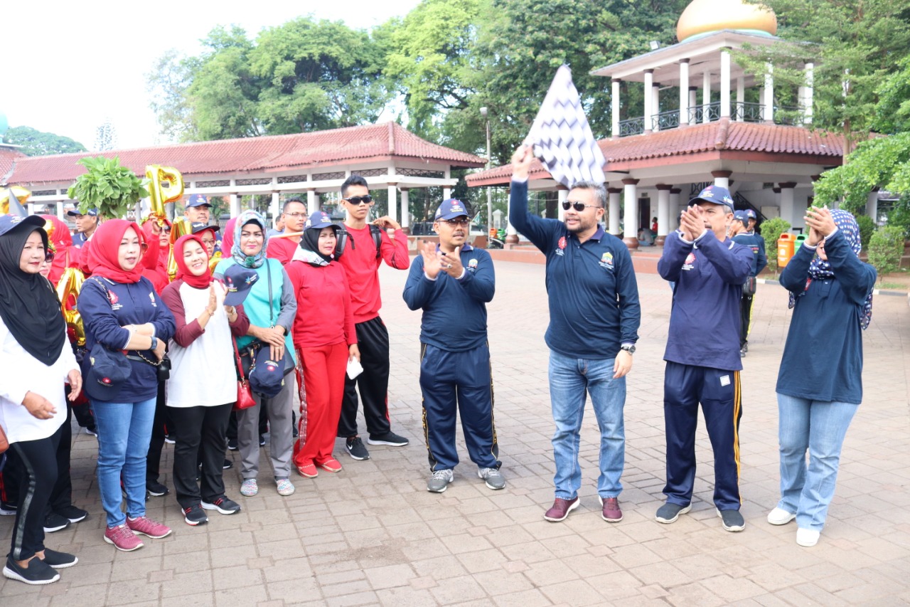 DINKES ADAKAN JALAN SANTAI HARI KESEHATAN NASIONAL