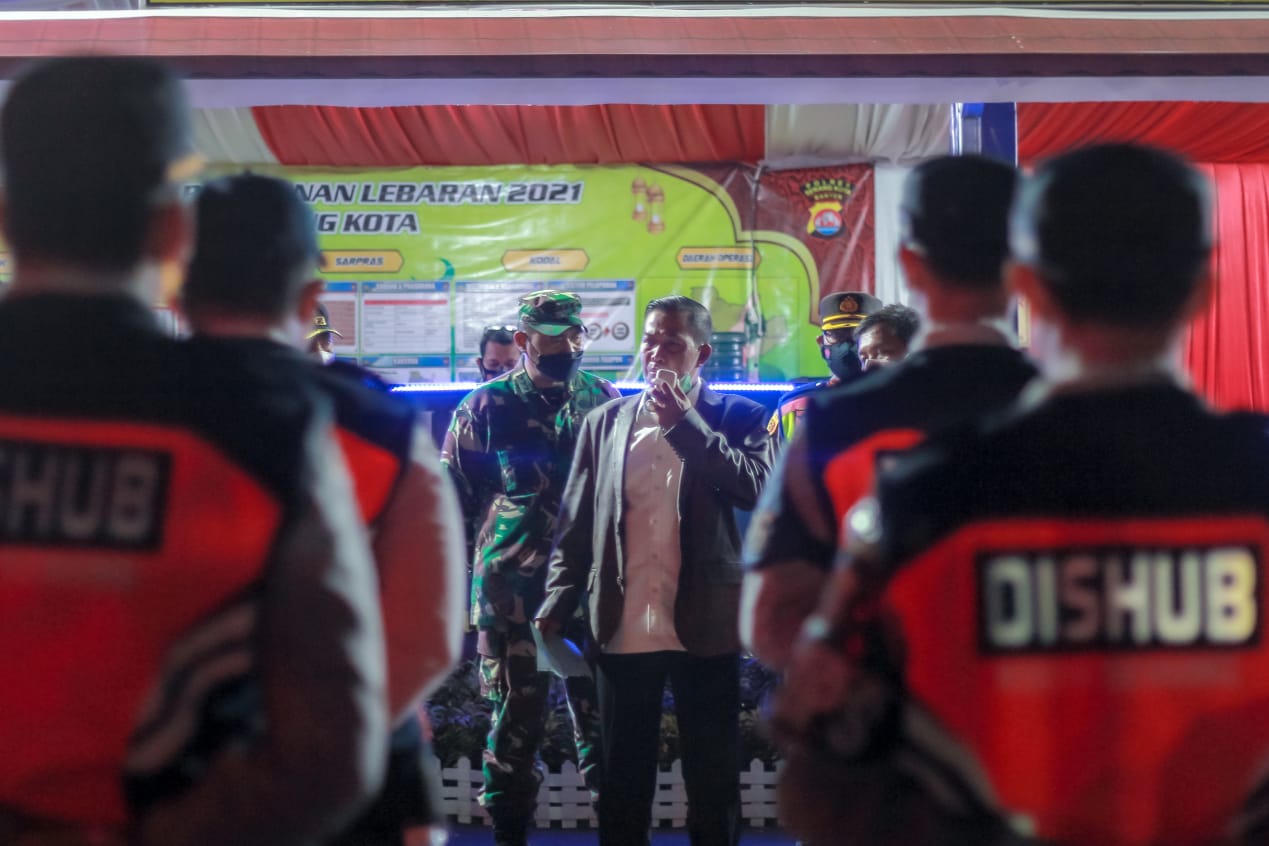 Walikota Meninjau Langsung Pos Pelayanan Lebaran 2021.