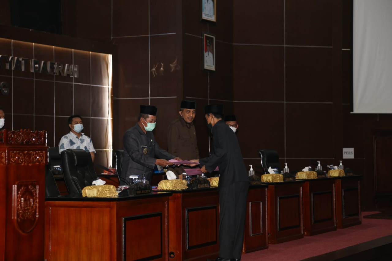 Hadiri Rapat Paripurna, Ini Tanggapan Walikota Terhadap Pemandangan Fraksi-Fraksi DPRD atas Raperda Anggaran Pendapatan dan Belanja Daerah APBD tahun 2022