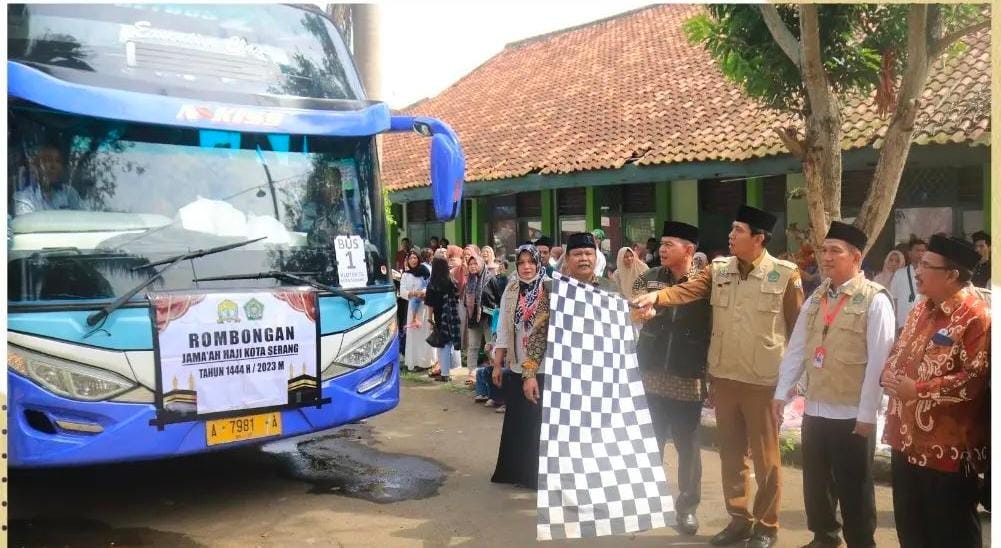 23 Jemaah Haji Kloter Terakhir Kota Serang Berangkat Ke Tanah Suci