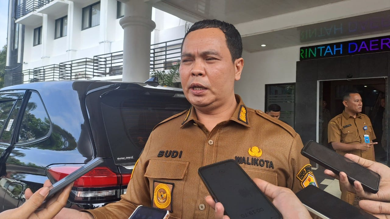 Walikota Serang Canangkan Gerakan Ayah Mengantar Anak Sekolah di Hari Pertama, Mulai 14 Juli 2025