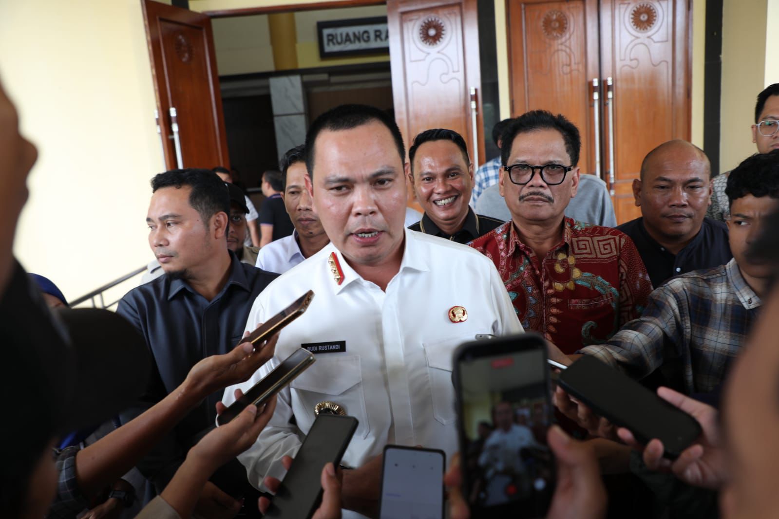 Wali Kota Serang Dorong Penguatan Regulasi Pelarangan Miras, DPRD Pastikan Pembahasan Raperda PUK Sesuai Aturan