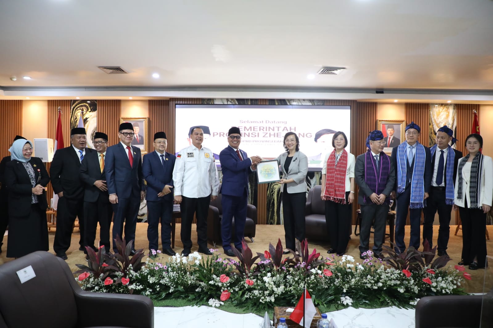 Pimpinan DPRD Provinsi Banten Terima Kunjungan Delegasi Pemerintah Provinsi Zhejiang, Cina — Pemkot Serang Tegaskan Dukungan Penuh.