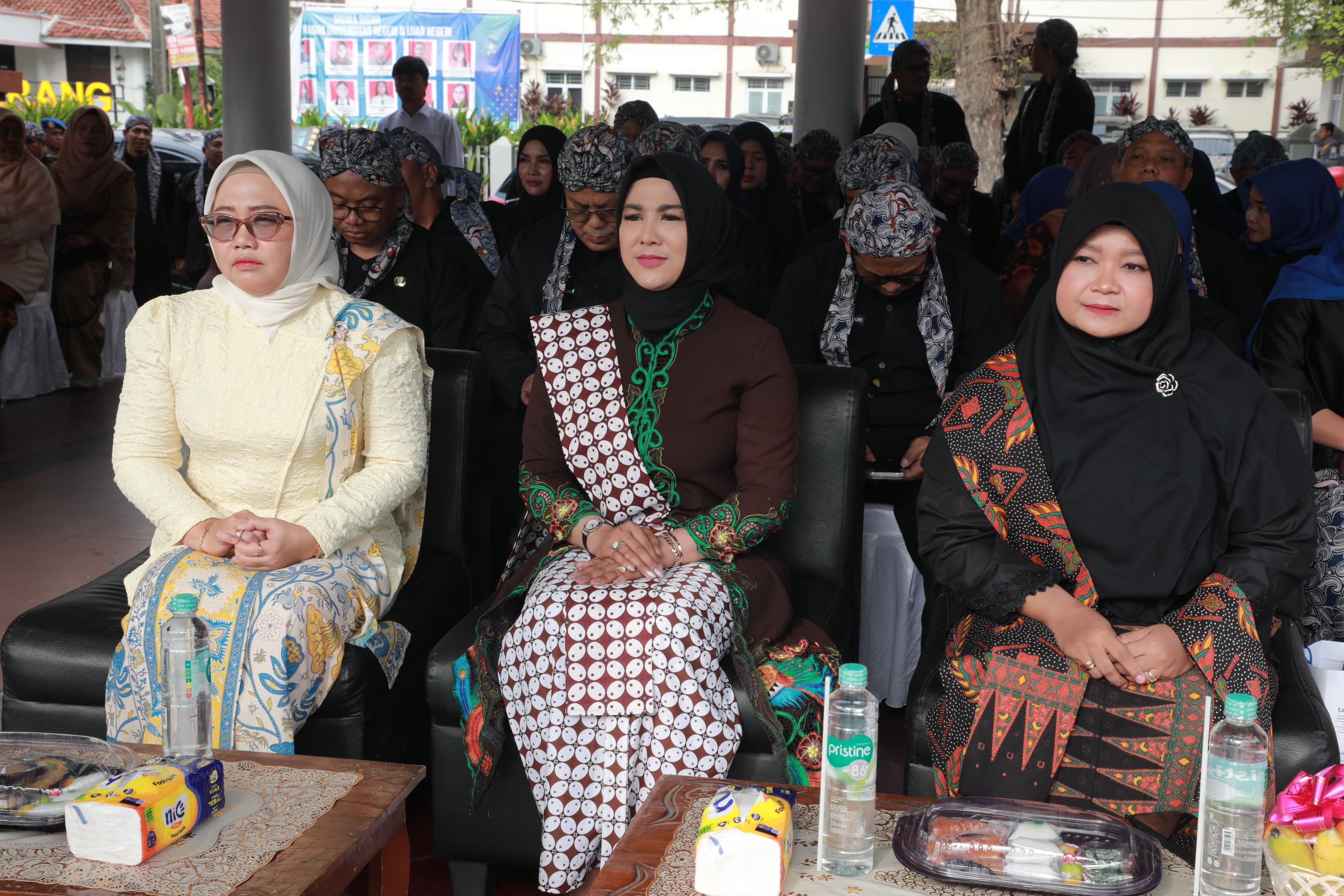 Hari Ibu ke 97, Ketua TP PKK Kota Serang Arfina Rustandi Maknai Ibu Sebagai Sosok Sentral dalam Keluarga