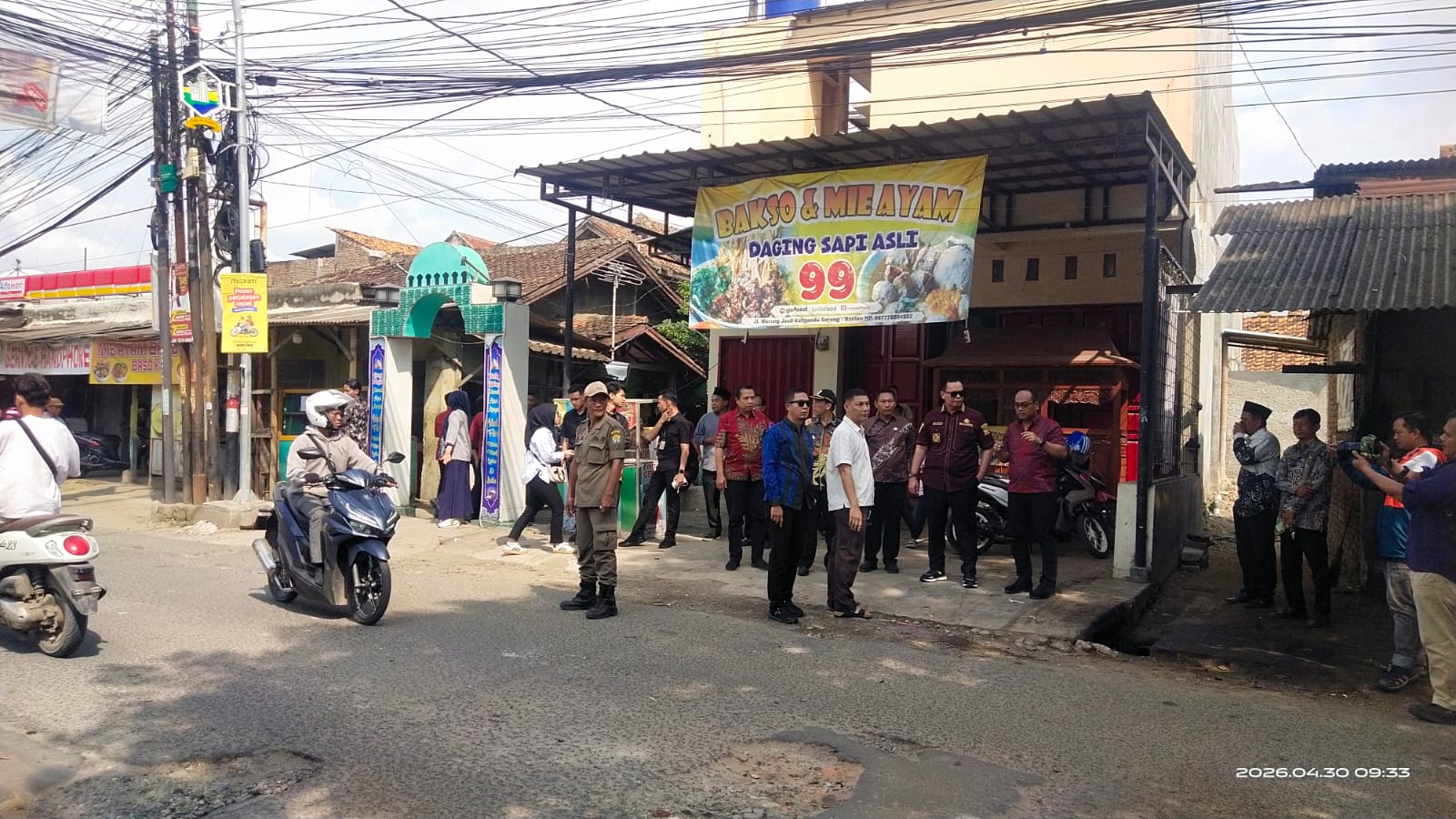 Pemprov Banten dan Pemkot Serang Respons Cepat Aduan Warga, Jalan Trondol Akan Dibeton Tahun 2026