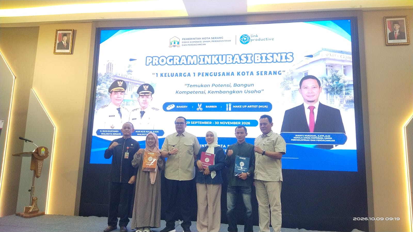 Dorong Kemandirian Ekonomi, Wali Kota Budi Rustandi Buka Pelatihan Program 1 Keluarga 1 Pengusaha