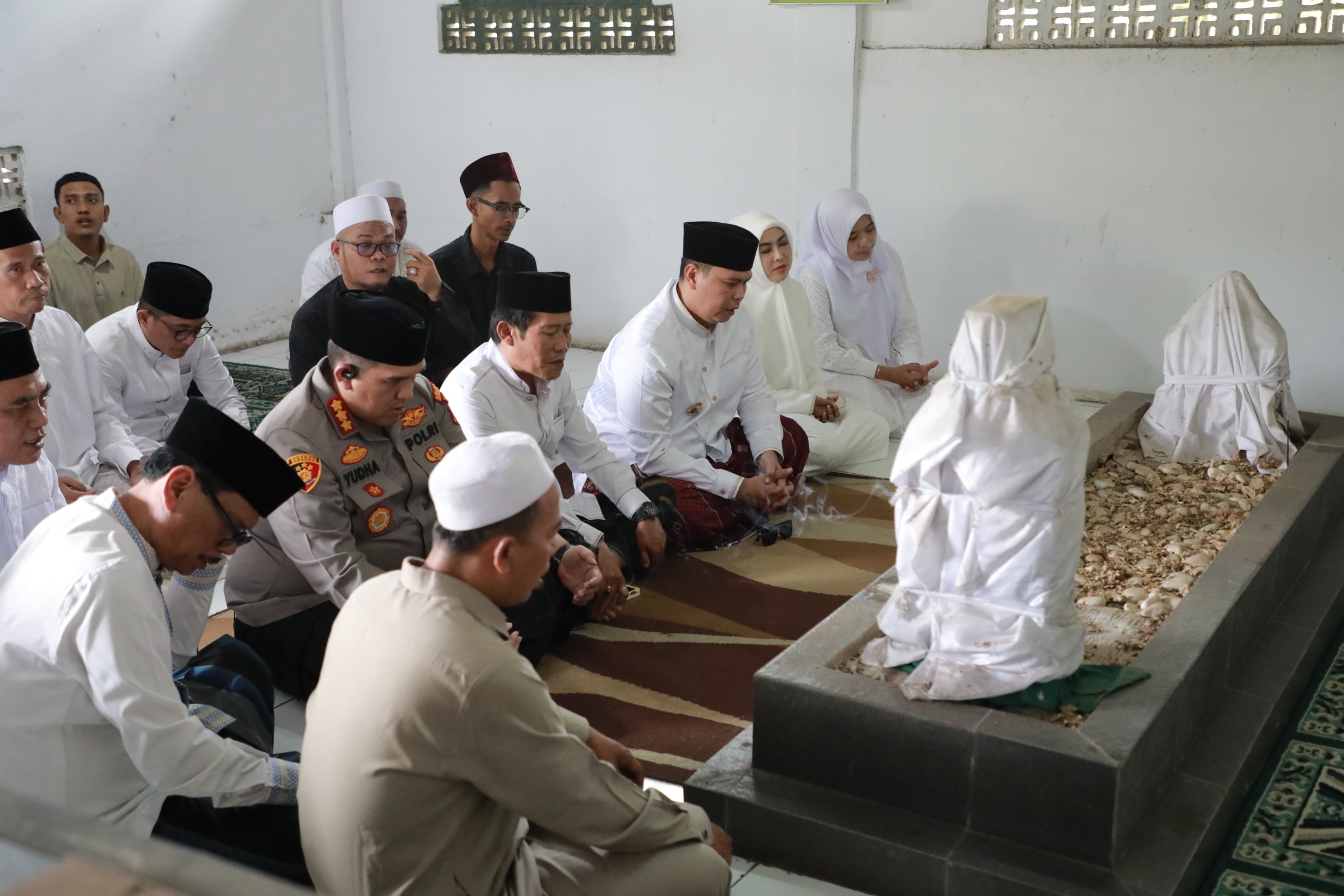 Momen Hari Santri Nasional 2026, Wali Kota Serang Ziarah ke Makam Syekh Sahal Lopang Cilik