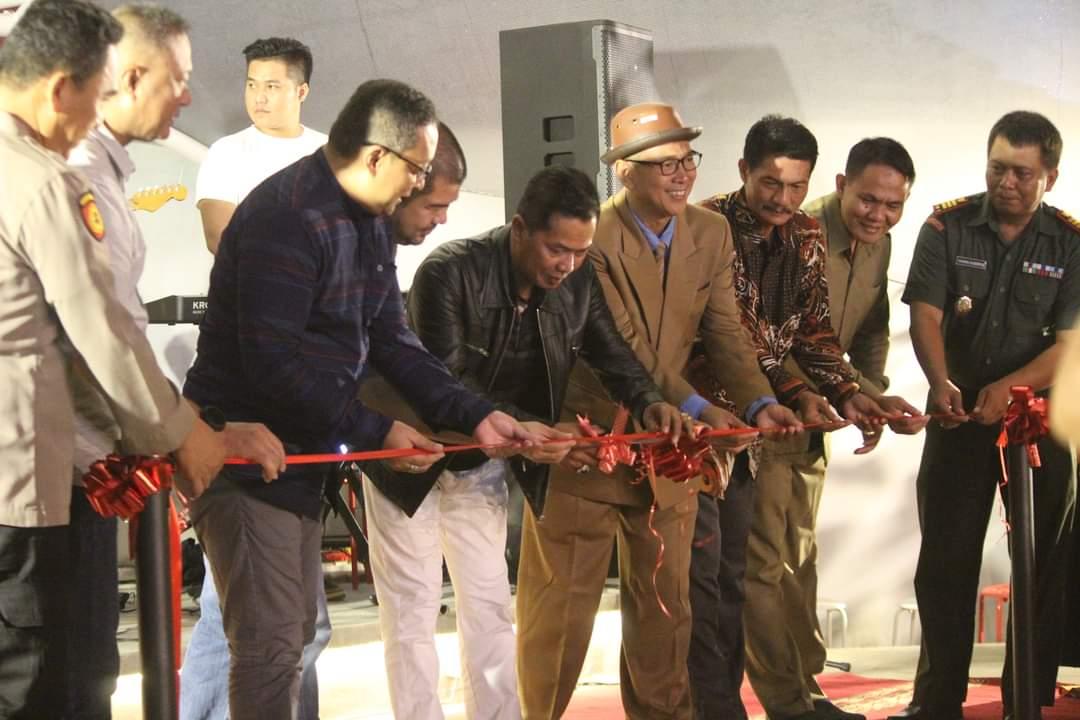 Kemudahan Berinvestasi di Kota Serang Menjadi Alasan Hadirnya Teater Koffie