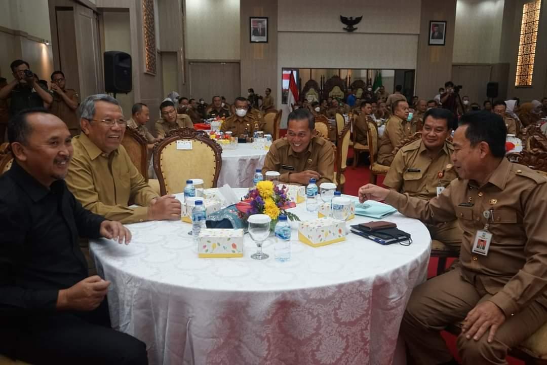 Kajati Banten Melaksanakan FGD untuk Memperingati Hari Anti Korupsi Sedunia