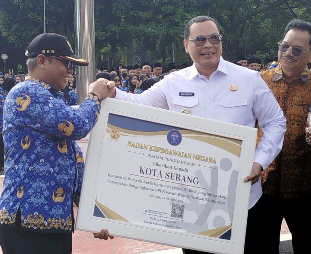 Komitmen Percepat Pengangkatan PPPK Paruh Waktu, Pemkot Serang Raih Penghargaan BKN Regional III