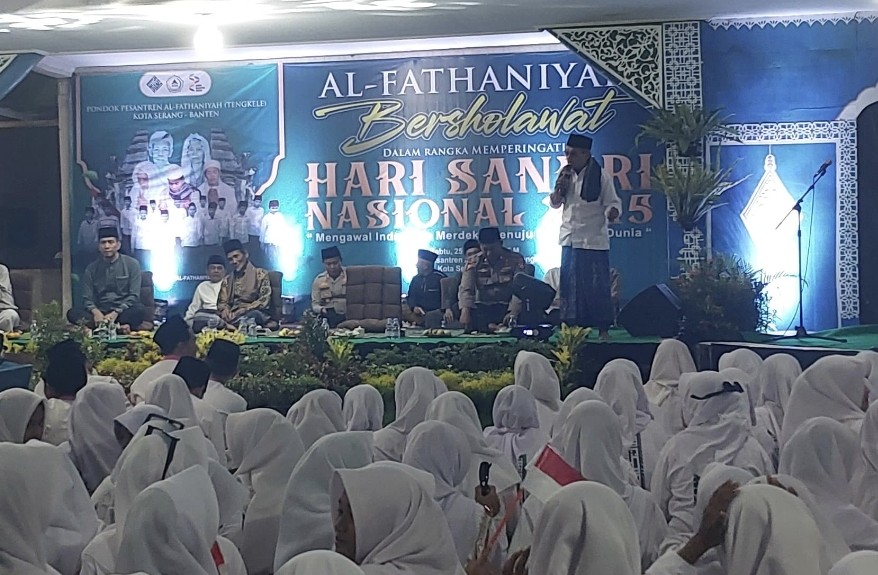 Al-Fathaniyah Bersholawat, Pemkot Serang Bersinergi dengan Pesantren Perkuat Karakter dan Moral Generasi Muda