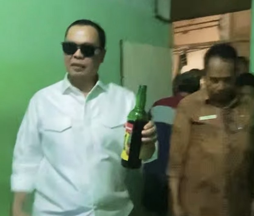 Respon Aduan Warga, Wali Kota Serang Budi Rustandi Tutup Karaoke Liar yang Jual Miras di Pasar Rau