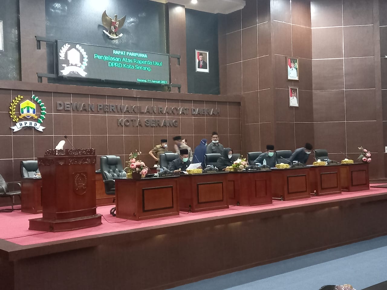 Walikota Serang Hadiri Rapat Paripurna Penjelasan RAPERDA Penyelenggaraan Pelayanan Publik