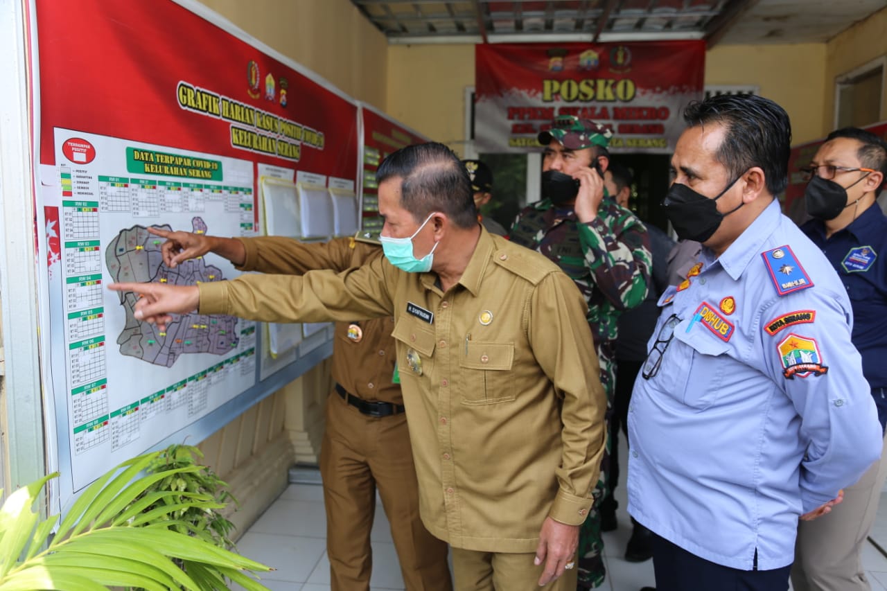 Walikota Serang Meninjau Langsung Posko PPKM Darurat di Kelurahan Serang