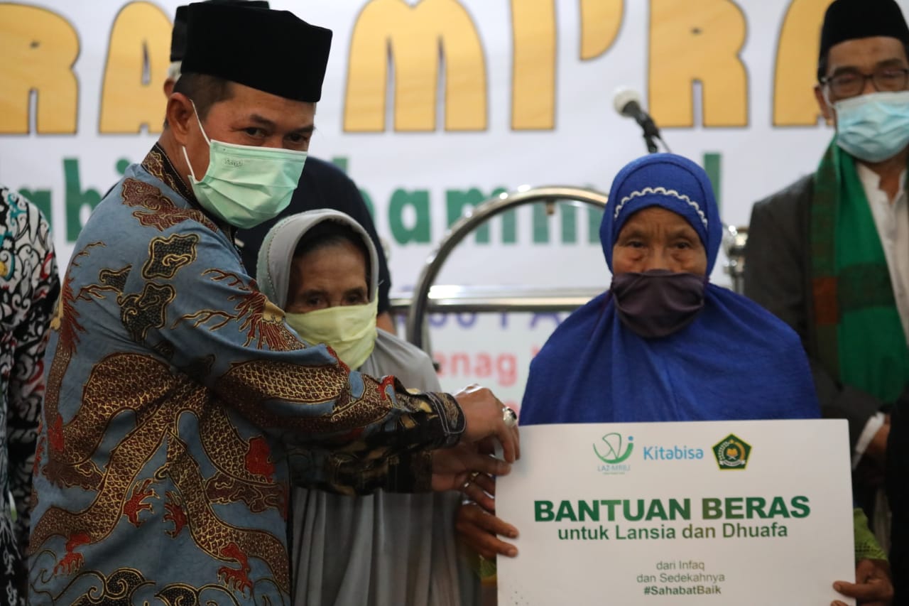 Dik Doank Ceramah Isra Miraj di Masjid Agung Ats-Tsauroh