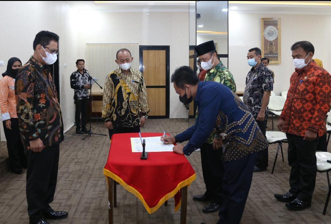 Jalin kerjasama yang baik dengan Komunikasi antar kabag, kasubag dan asisten