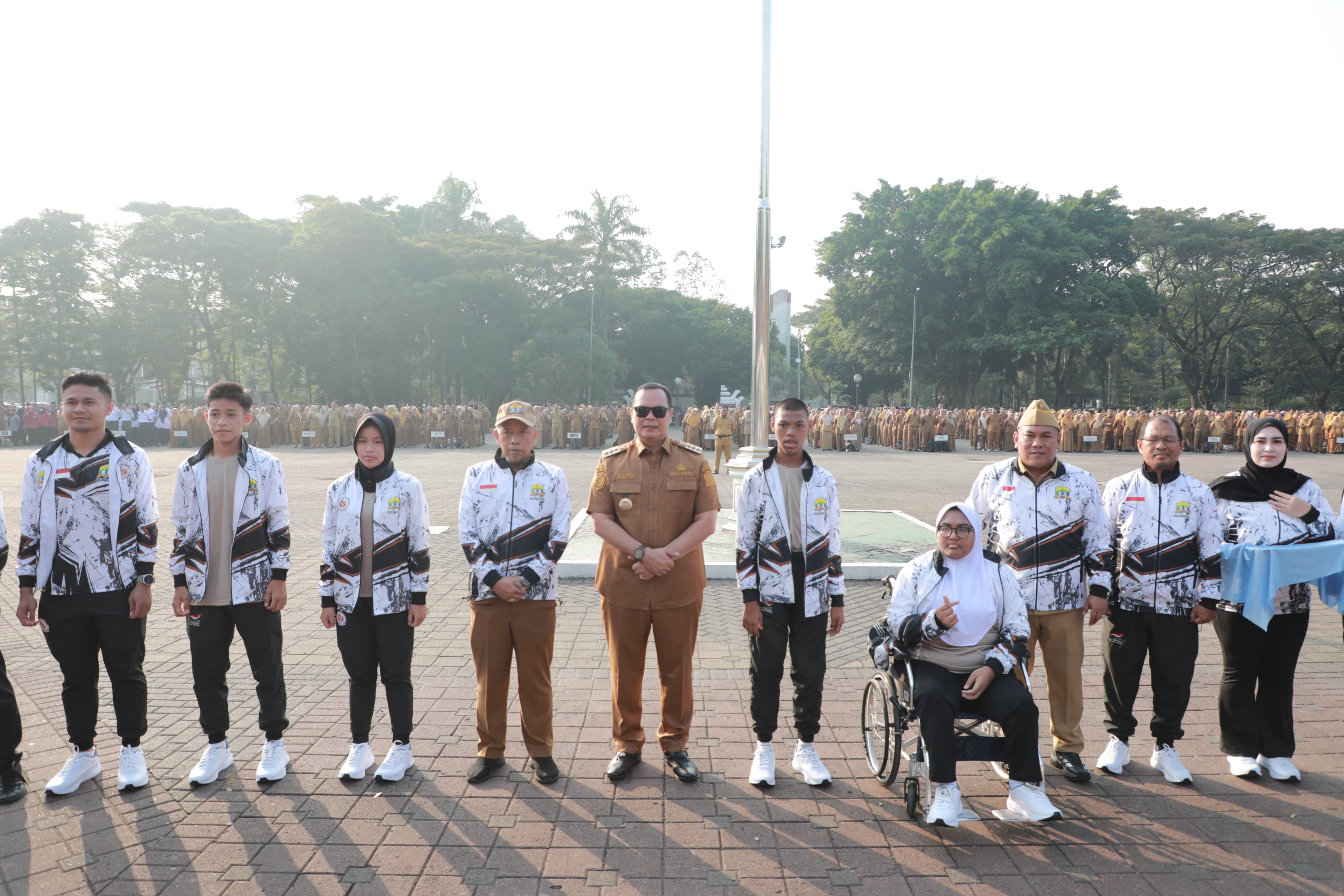 Wali Kota Serang Budi Rustandi Lepas Kontingen Popda dan Peparpeda Banten 2026, Targetkan Masuk Tiga Besar